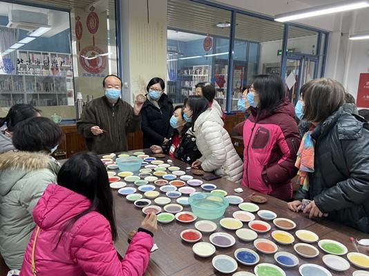 自动化系工会组织女教工赴北京景泰蓝文化艺术园区开展参观体验活动